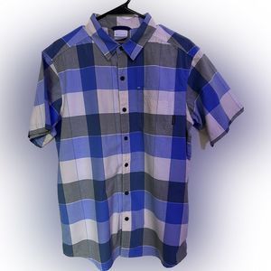 Columbia Shirt Mens M Blue Plaid Button Up Short Sleeve Pocket Outdoor Hiking
